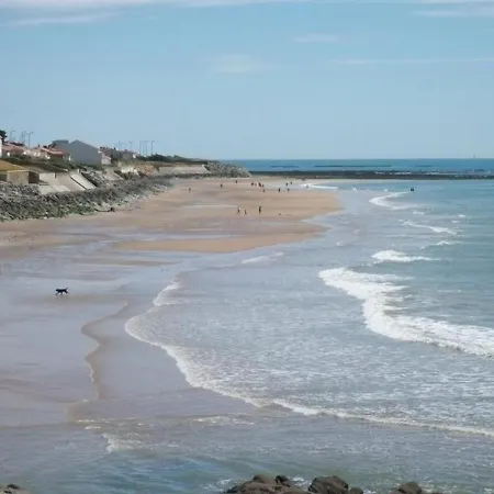 600m Plage Et Petits Commerces Willa
